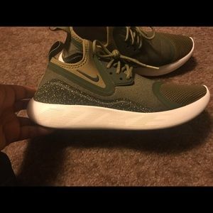 Nike Lunarcharge Essential